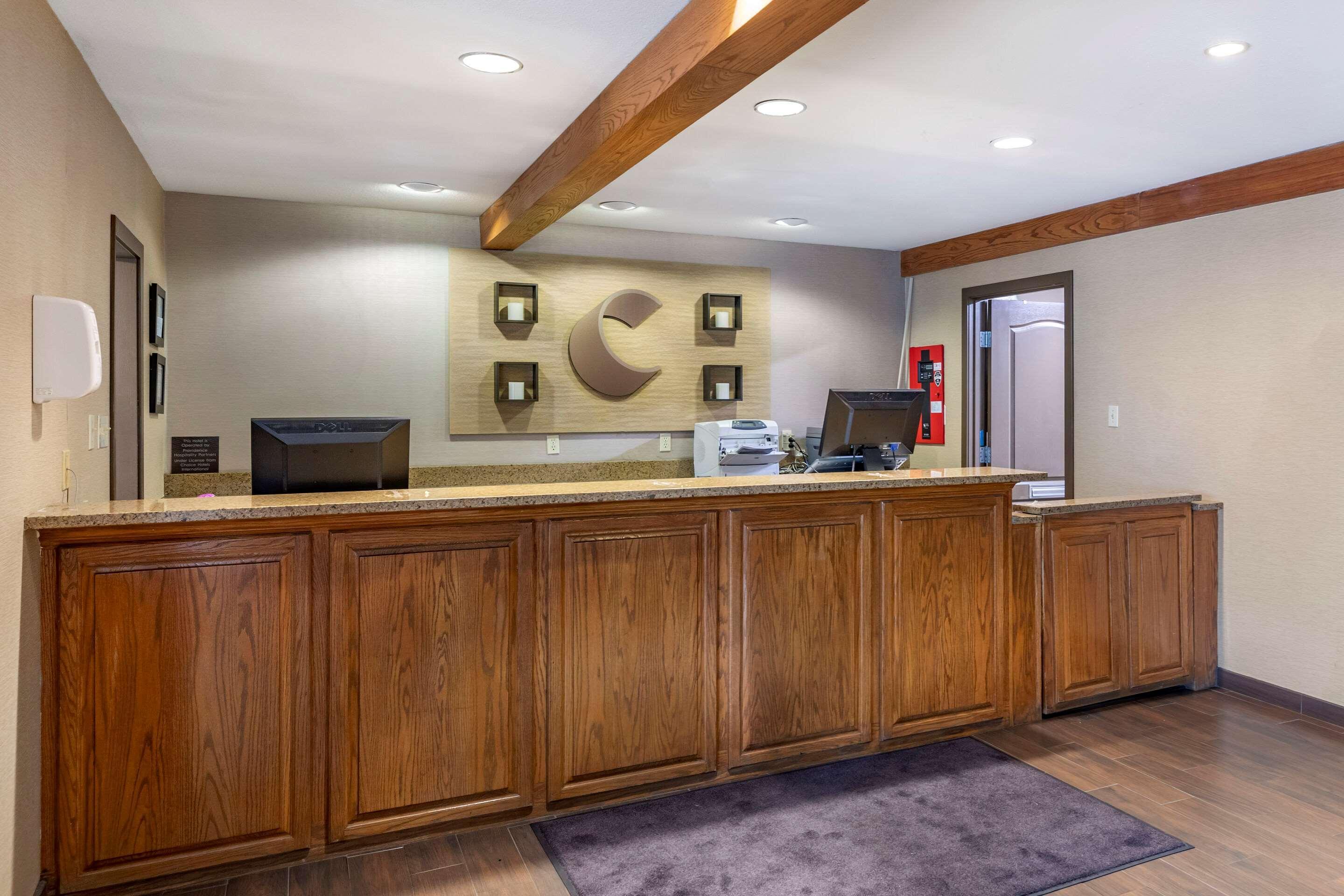 Comfort Inn & Suites Carbondale On The Roaring Fork Exterior photo